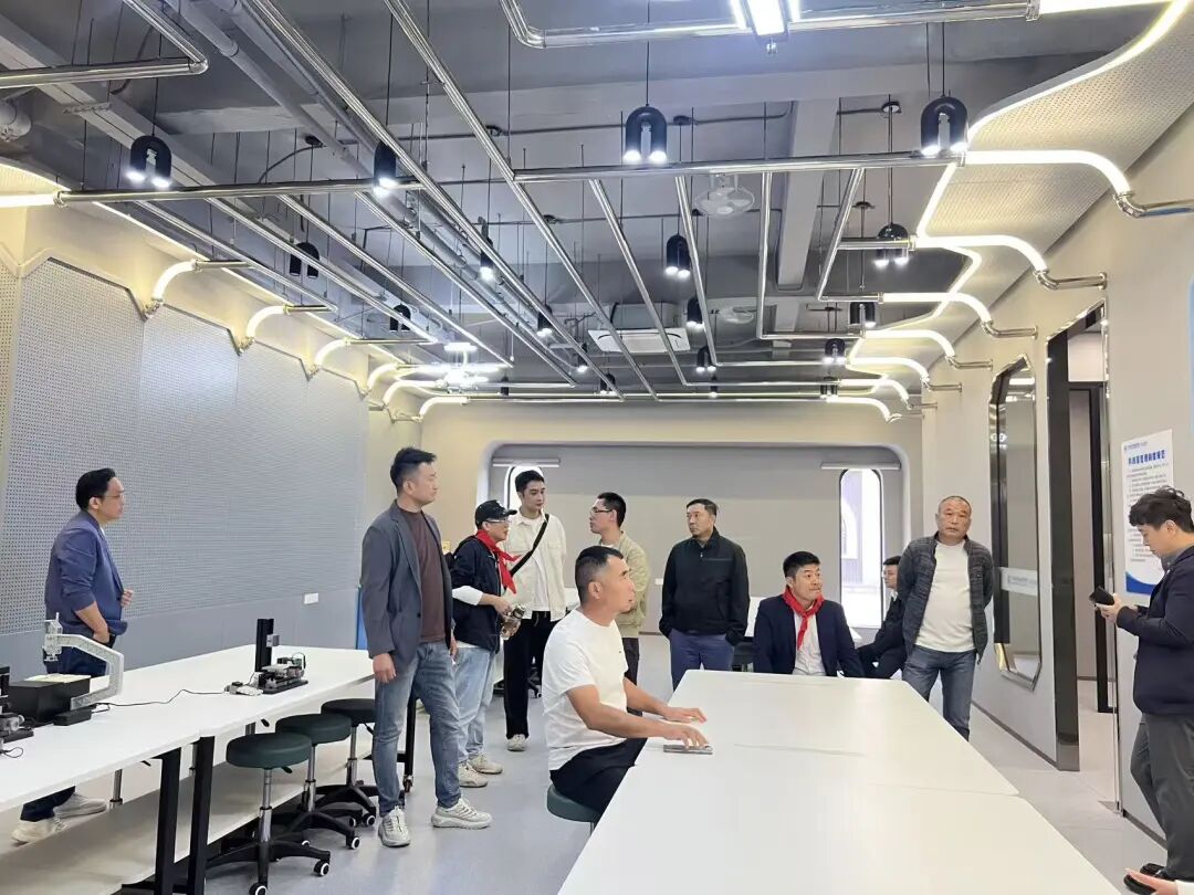 项目参访 |走进广州龙涛外国语学校 - 图25