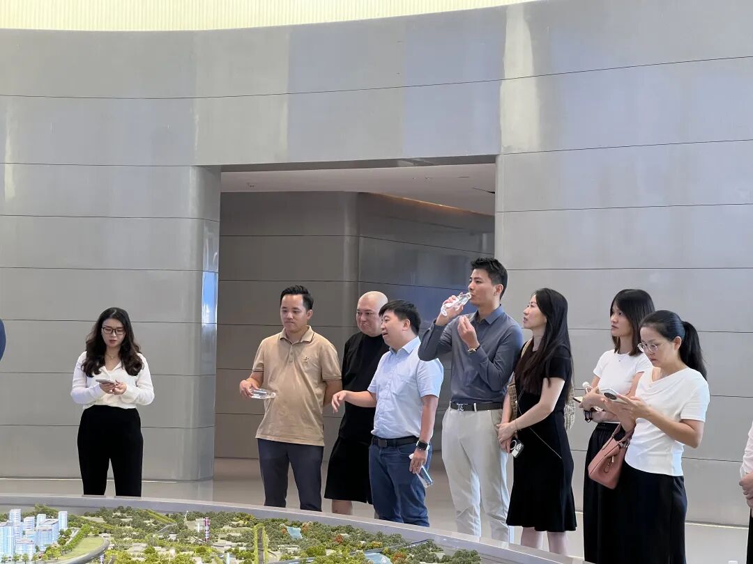 黄埔区同学会丨走进广开云领科技城和星际云汇 - 图9