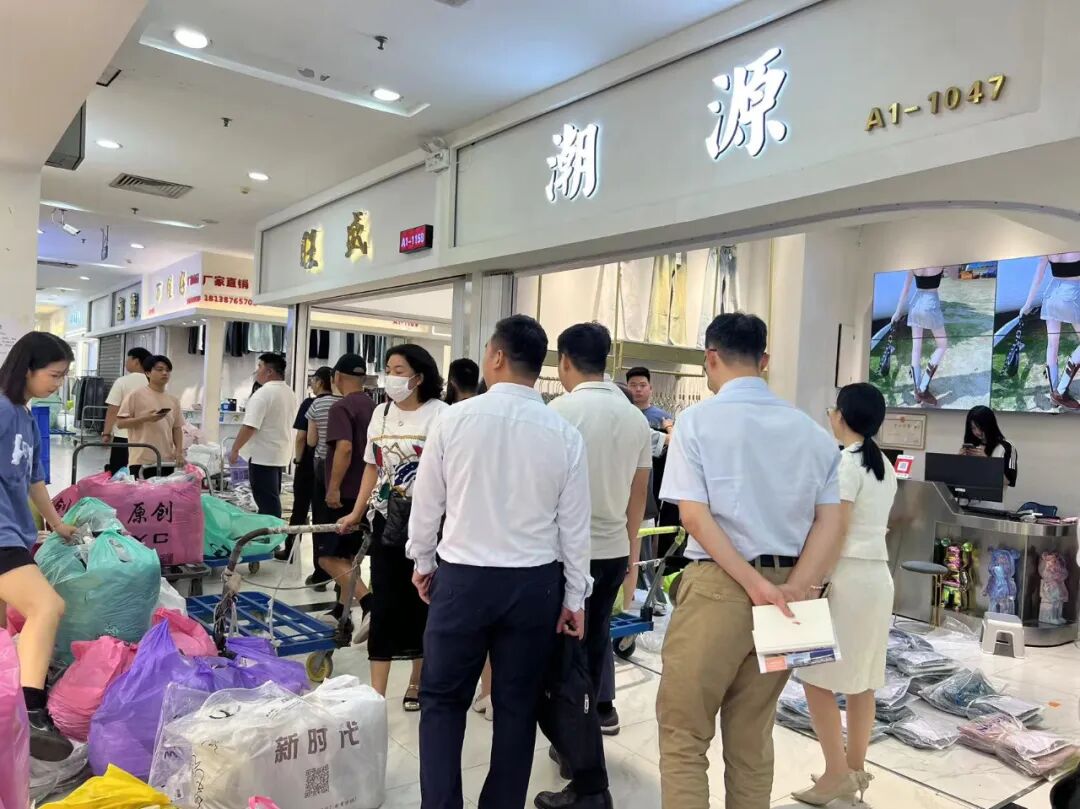 班级活动 | 走进广州东大门时尚中心 - 图20