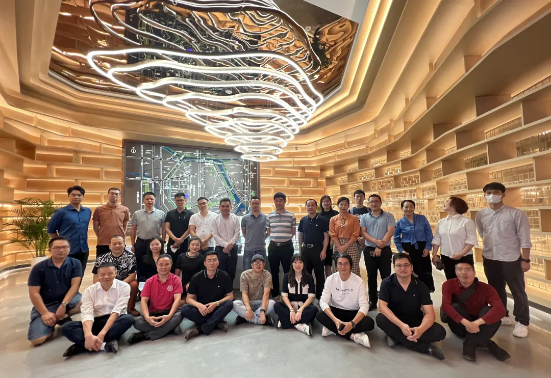 海珠区同学会活动丨走进北斗科技产业园 - 图8